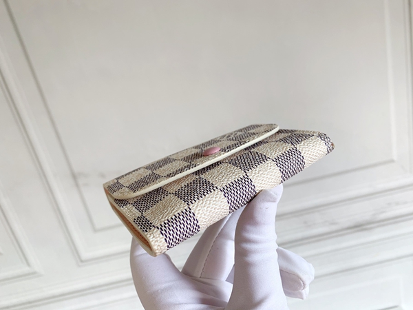 LVコピーウォレット背面デザイン